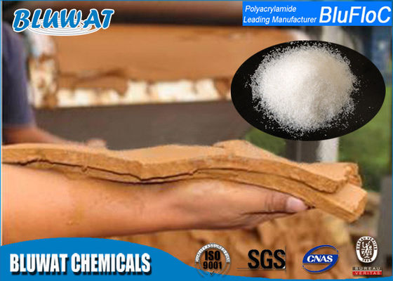 ซื้อ กากตะกอน Dewatering Agent / Cationation Polyacrylamide Polymer ความหนาแน่นเป็นกลุ่ม 0.6 - 0.8 การผลิตออนไลน์