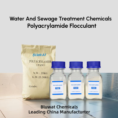 ซื้อ Polyacrylamide PAM Polyelectrolyte สารเคมีในการบําบัดน้ําและระบายน้ําเสียที่ใช้ในโรงงาน Stp การผลิตออนไลน์