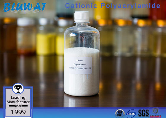 ซื้อ Blufloc C8030 Cationic Polyacrylamide 9003 05 8 สำหรับการขุดสิ่งปฏิกูลจากกระดาษ การผลิตออนไลน์